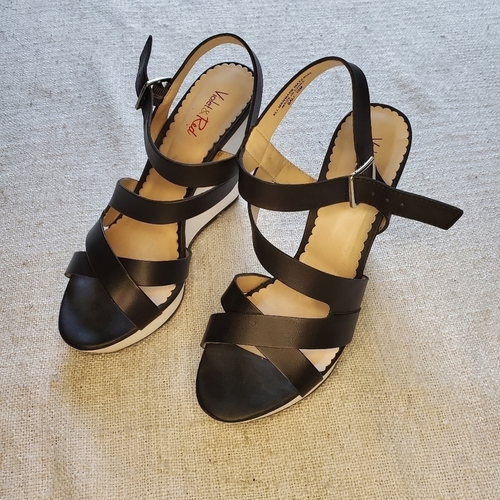 Strappy platform wedge sandals - Picture 2 of 6